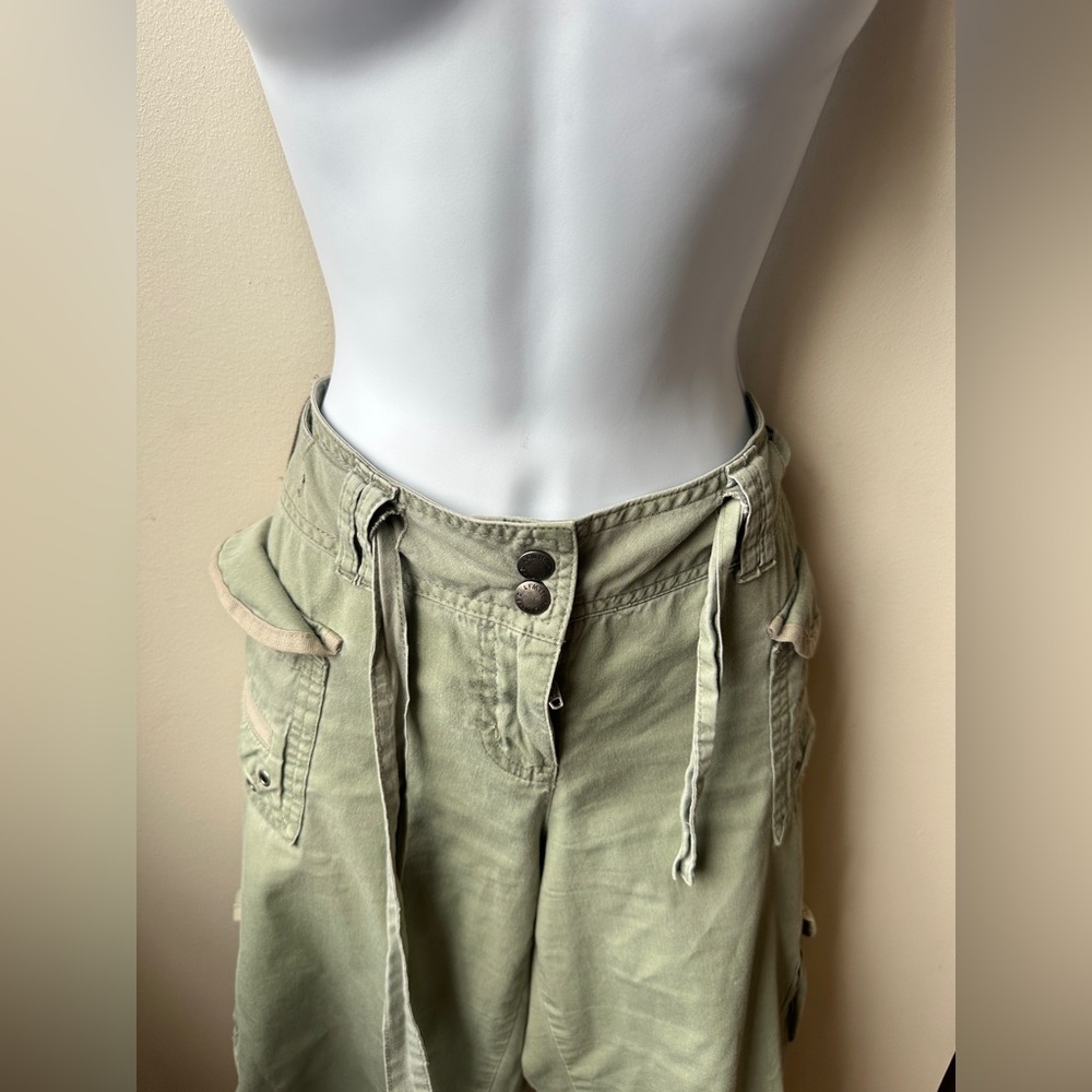 The Limited Vintage Y2K Drew Fit Low Rise Cargo Bermuda Shorts Sage Green S 10 - Picture 3 of 12